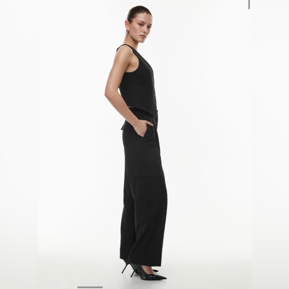 NWT Aritzia Babaton Spotlight Cargo Pant City Wool in Black Size 6 - Picture 3 of 14
